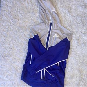 Womens Nike Windbreaker